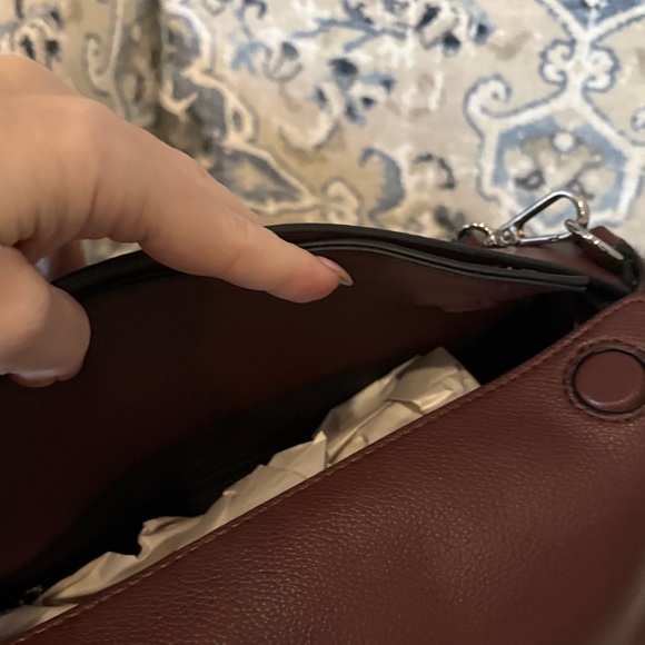 Crossbody/ Shoulder bag - Picture 4 of 4